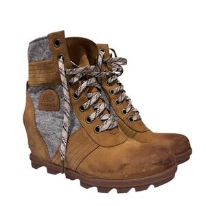 Sorel Women's Joan of Arc Lexie Wedge Boots Tan Suede & Grey Wool Lace Up Sz  10